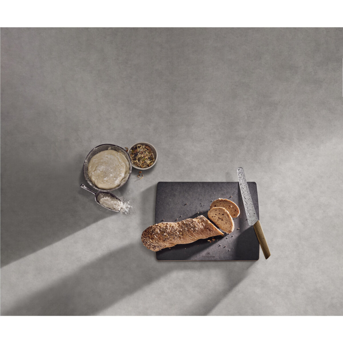 Victorinox Brotmesser Damast Limited Edition 2021 – Bild 2