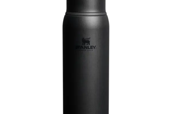 Stanley Adventure To-Go Bottle | 1L - Black 2.0